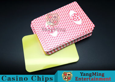 شراء 100 ٪ PVC البلاستيك CasinoTable نادي اللعب بطاقة يموت قطع بطاقة مع جودة مخصصة وخدمة Pro أربعة ألوان 88 * 63mm التصنيع عبر الإنترنت