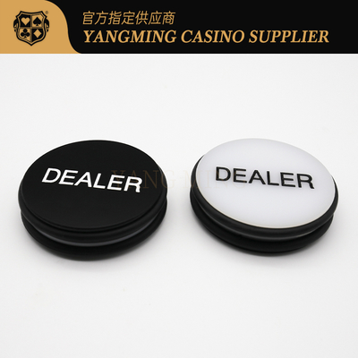 شراء Texas Hold 'Em نقش على الوجهين باللونين الأبيض والأسود على الوجهين لشرائح بطاقة الموزع المستديرة حجم طاولة البوكر تحديد موضع القطعة التصنيع عبر الإنترنت